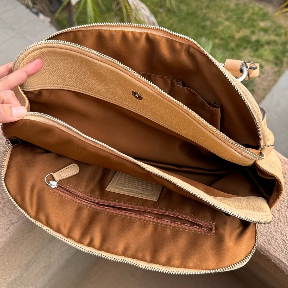 Coach Penelope Genuine Leather Purse - Picture 3 of 16